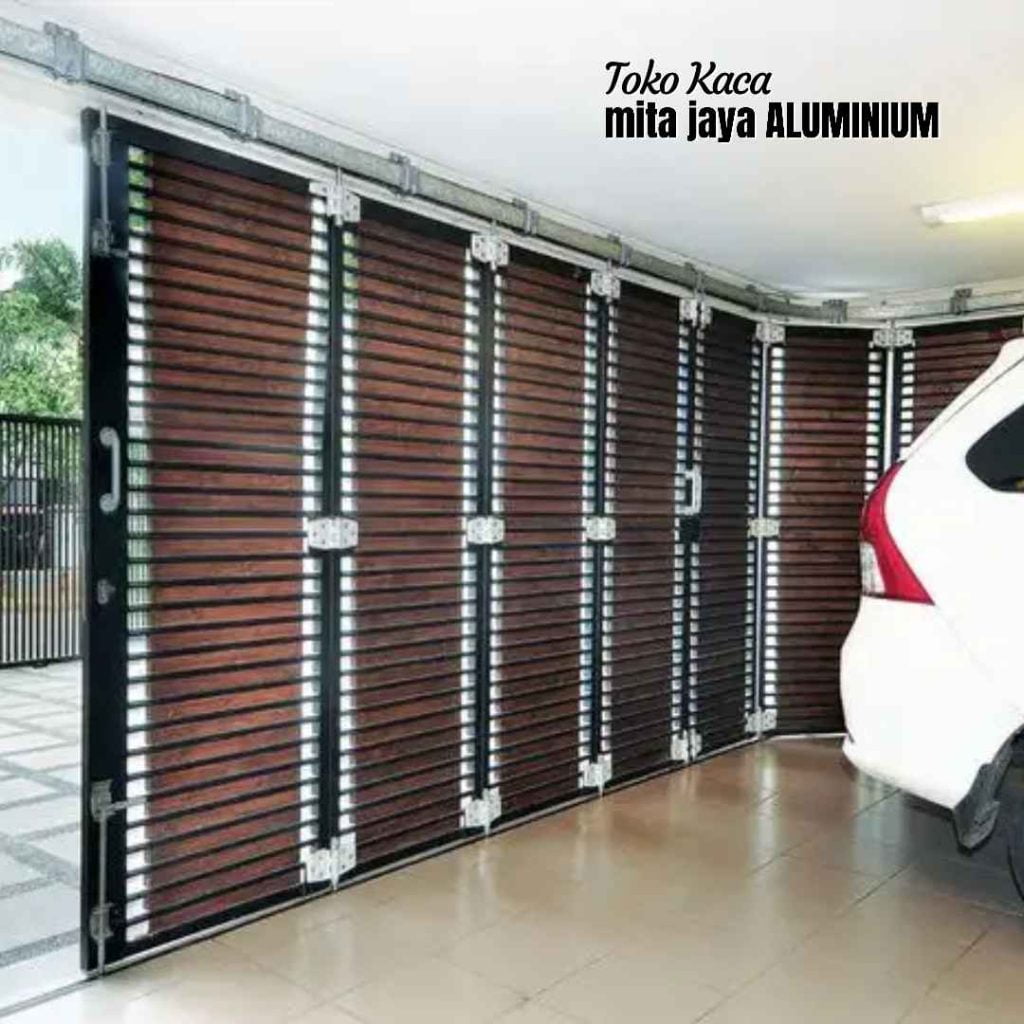 Harga Pintu Garasi Aluminium Lipat di Jatinegara, Jakarta Timur