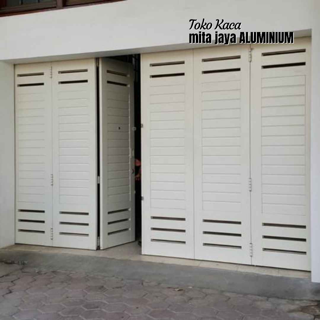 Harga Pintu Garasi Aluminium Lipat di Pondok Gede Bekasi Harga Pintu Garasi Aluminium Lipat di Pondok Gede Bekasi