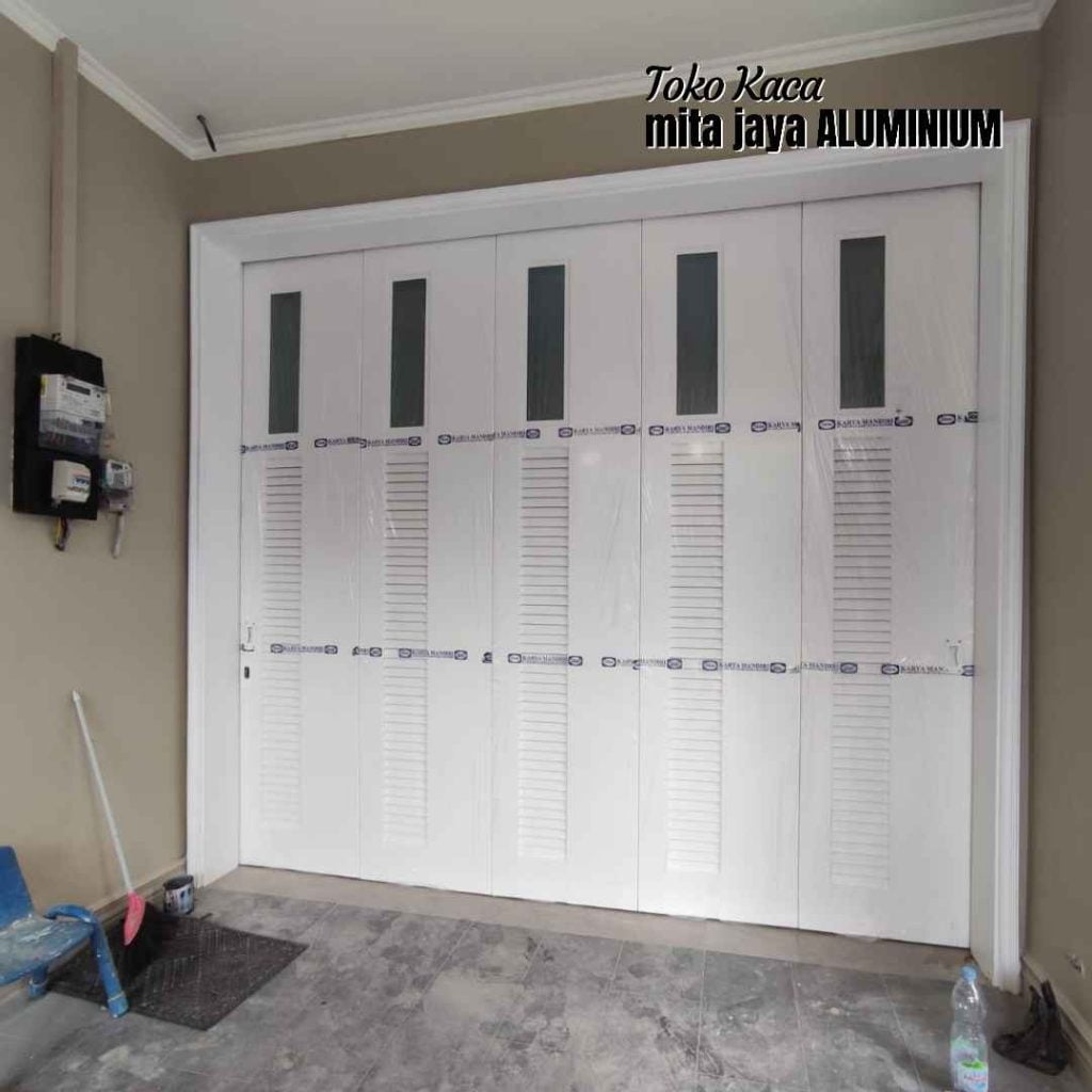 Harga Pintu Garasi Aluminium Lipat di Cikarang Bekasi